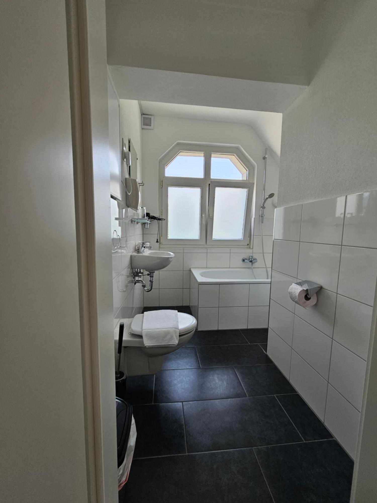 Gasthaus Sofram Frastanz Eksteriør billede